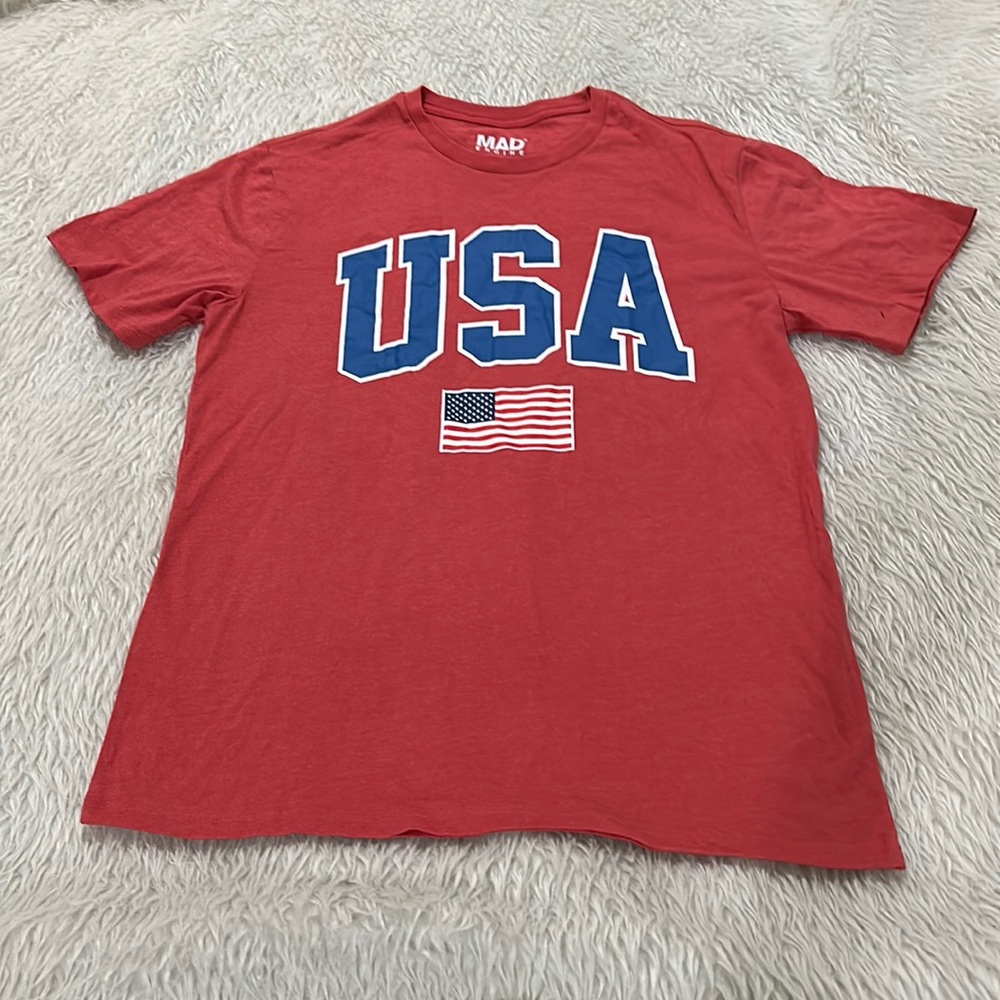 USA red men’s t shirt shirt sleeve size large